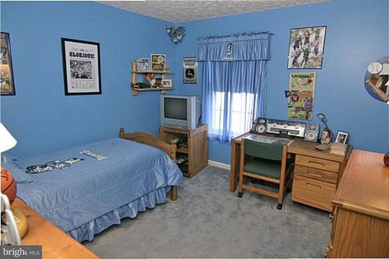 803 Uniontown Road Westminster, MD 21158 - Photo 4 of 16 Bedroom #1