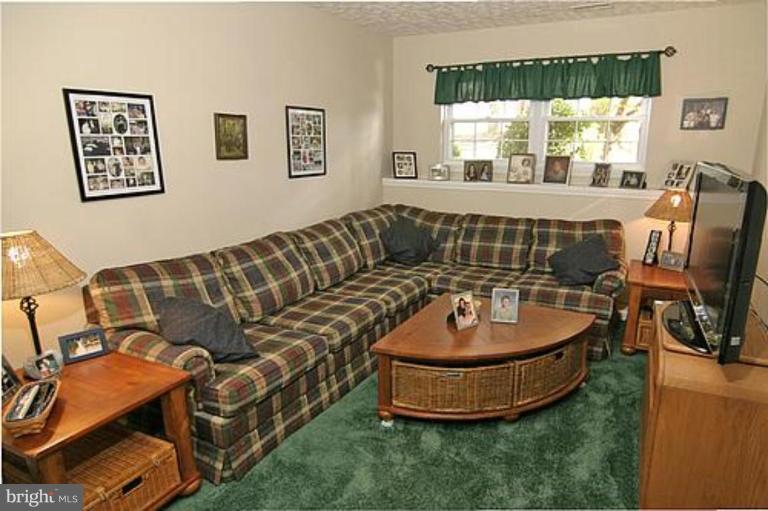803 Uniontown Road Westminster, MD 21158 - Photo 10 of 16 Family Room #2