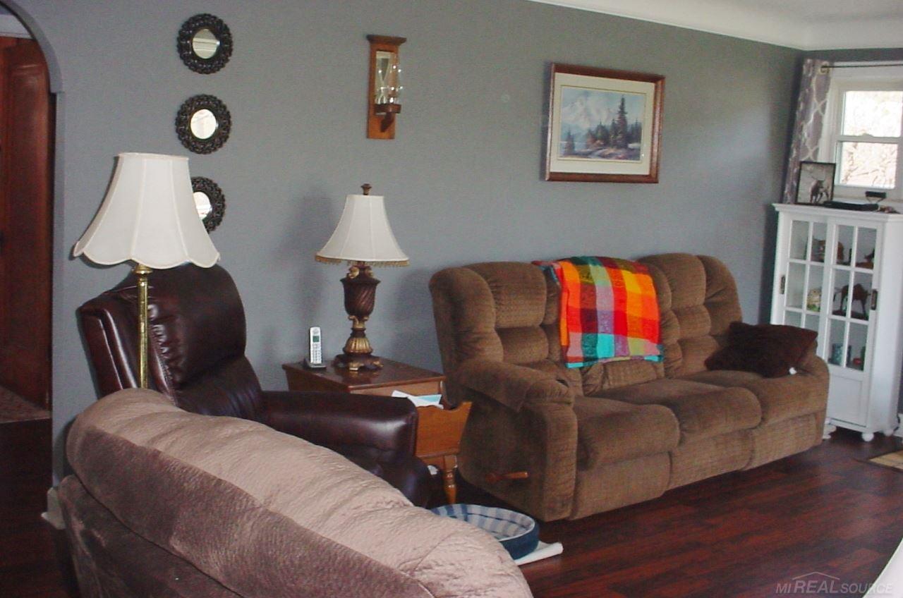 4456 Lapeer Road Port Huron, MI 48060 - Photo 9 of 39 50010280-8.JPG