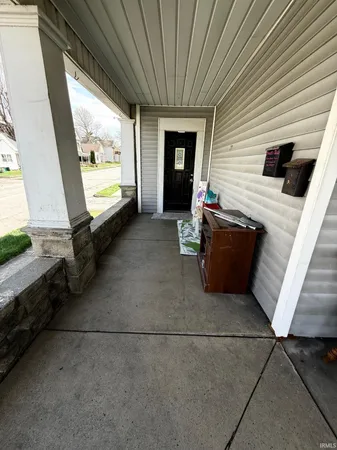 $189,900 | 211 East Columbia Street, Flora, IN 46929