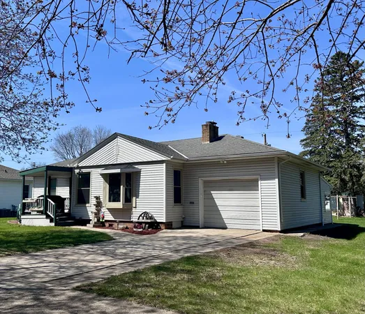 $195,000 | 2934 Oak Avenue, Slayton, MN 56172