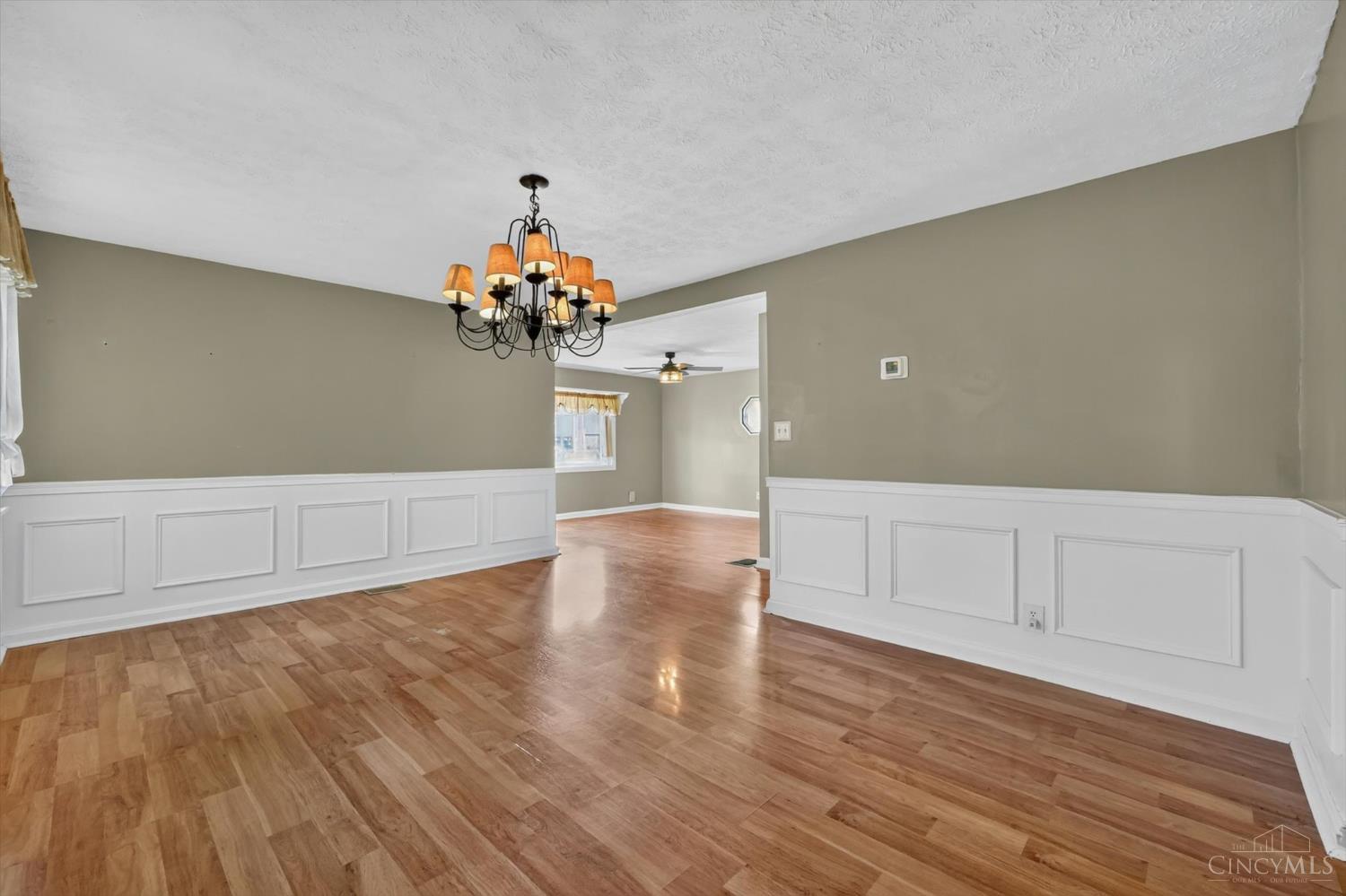 3223 Struble Road Cincinnati, OH 45251 - Photo 9 of 42