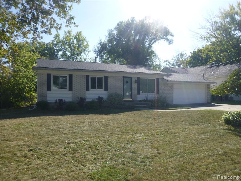 2936 Wisconsin Road Troy, MI 48083 - Photo 1 of 23