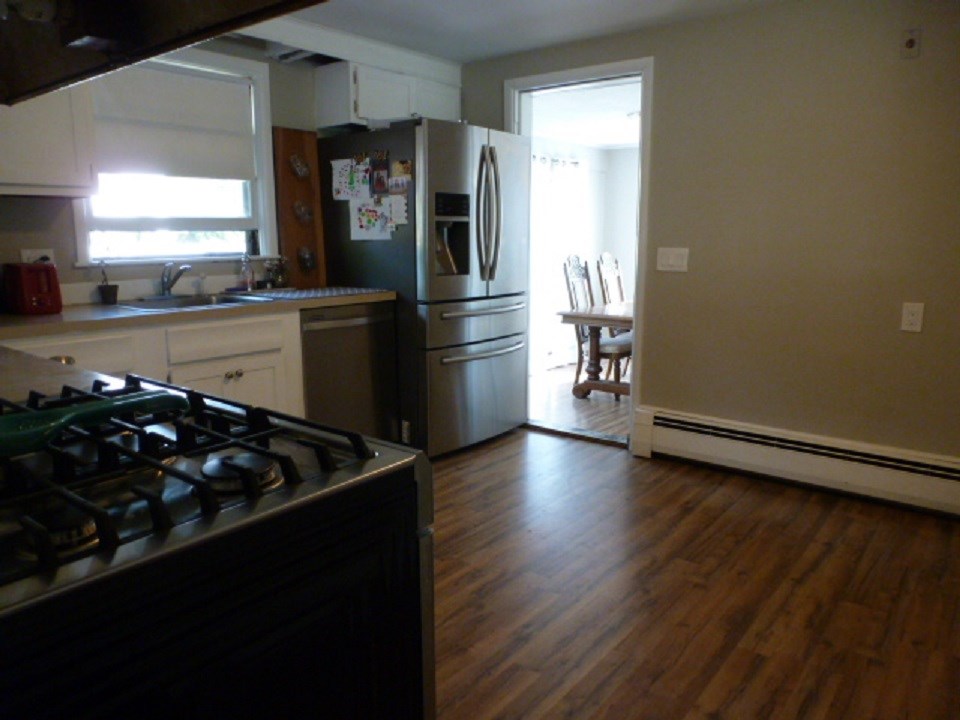 112 Belmont Road Cranston, RI 02910 - Photo 7 of 25 Gallery Image 7