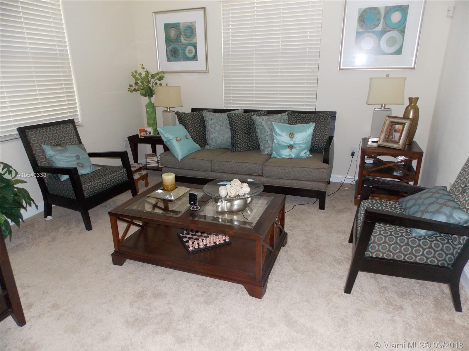11646 Southwest 234th Street Homestead, FL 33032 - Photo 11 of 63 Living Romm