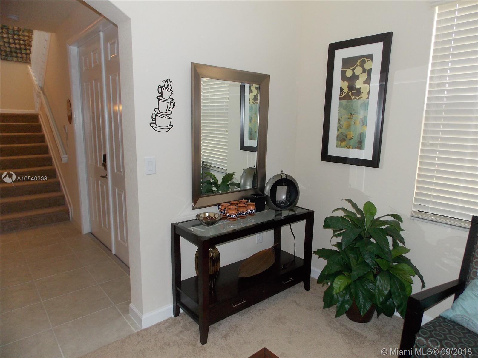 11646 Southwest 234th Street Homestead, FL 33032 - Photo 12 of 63 Living room