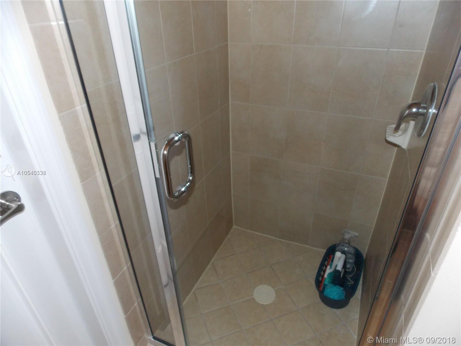 11646 Southwest 234th Street Homestead, FL 33032 - Photo 17 of 63 1st Floor Bathroom Shower
