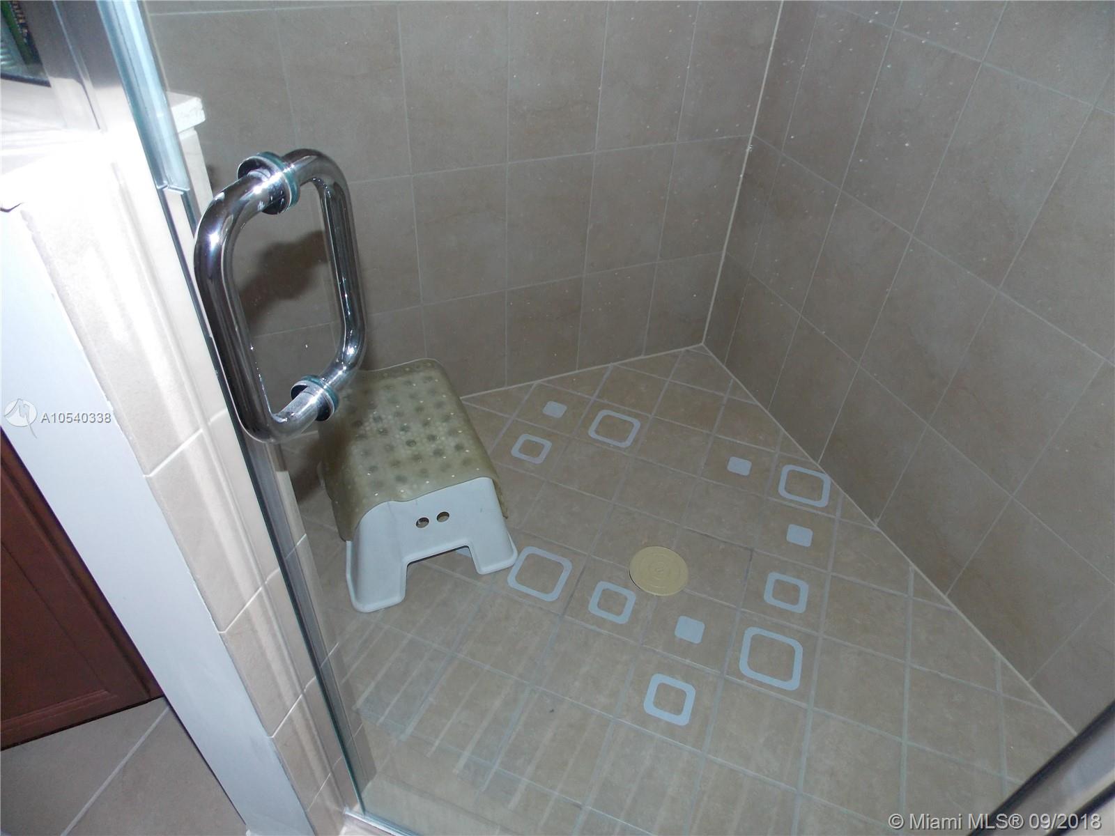 11646 Southwest 234th Street Homestead, FL 33032 - Photo 38 of 63 Master hower
