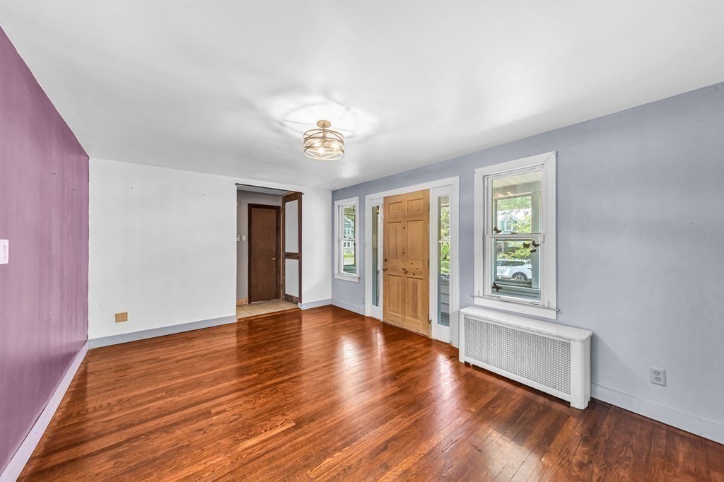 138 Groveland Street Springfield, MA 01108 - Photo 11 of 33 Gallery Image 11