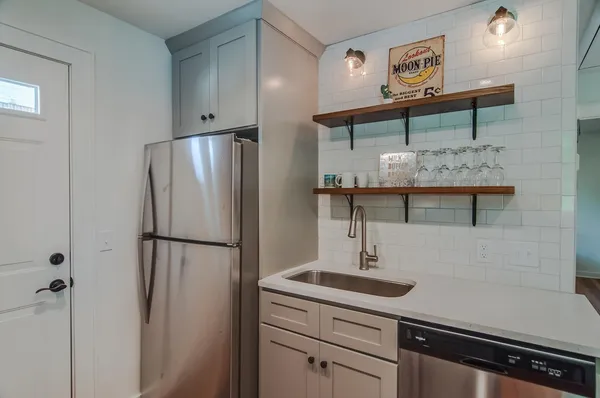 $1,850 | 1005 13th Avenue South, Unit H, Nashville, TN 37212