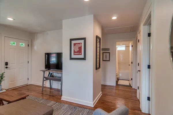 $1,850 | 1005 13th Avenue South, Unit H, Nashville, TN 37212