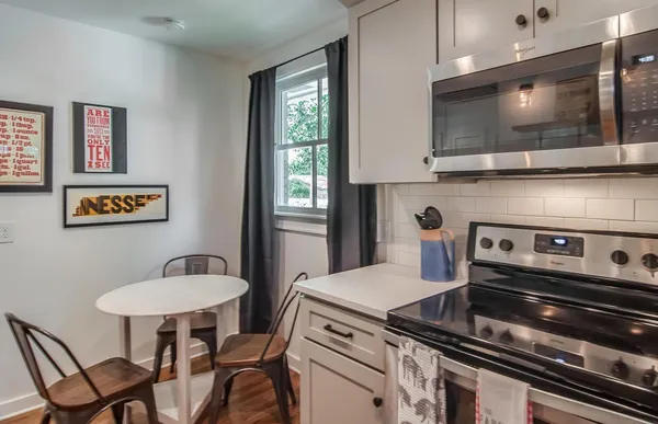 $1,850 | 1005 13th Avenue South, Unit H, Nashville, TN 37212