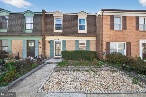 $465,000 | 2108 Mager Drive, Herndon, VA 20170