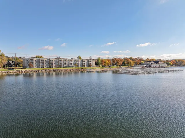 $359,900 | 279 Minnesota Avenue West, Unit 203, Glenwood, MN 56334