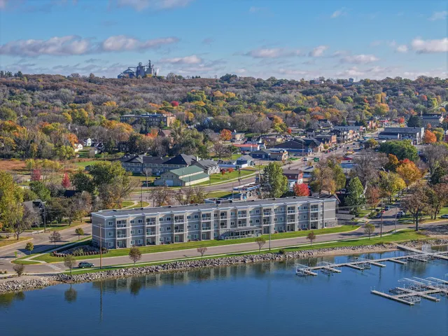 $359,900 | 279 Minnesota Avenue West, Unit 203, Glenwood, MN 56334