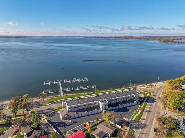 $359,900 | 279 Minnesota Avenue West, Unit 203, Glenwood, MN 56334