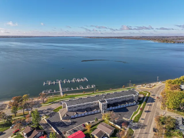 $359,900 | 279 Minnesota Avenue West, Unit 203, Glenwood, MN 56334