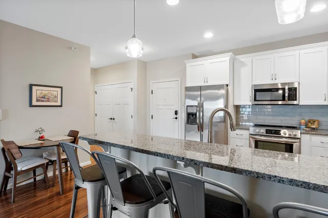 $359,900 | 279 Minnesota Avenue West, Unit 203, Glenwood, MN 56334