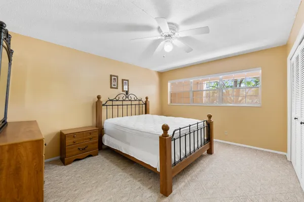 $1,800 | 3051 North Course Drive, Unit 211, Pompano Beach, FL 33069