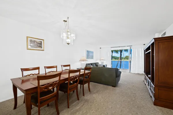 $1,800 | 3051 North Course Drive, Unit 211, Pompano Beach, FL 33069