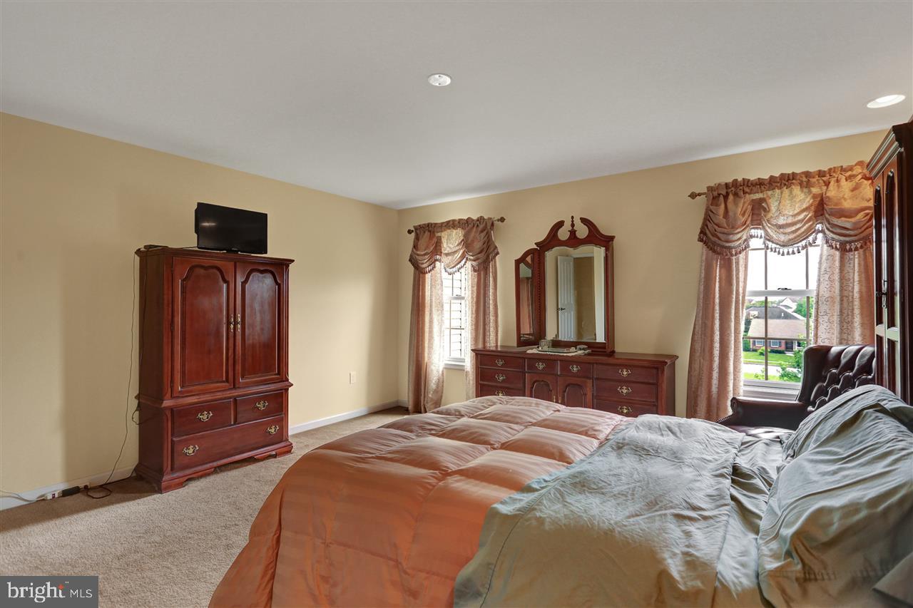 1315 Overlook Road Middletown, PA 17057 - Photo 14 of 25 Gallery Image 14