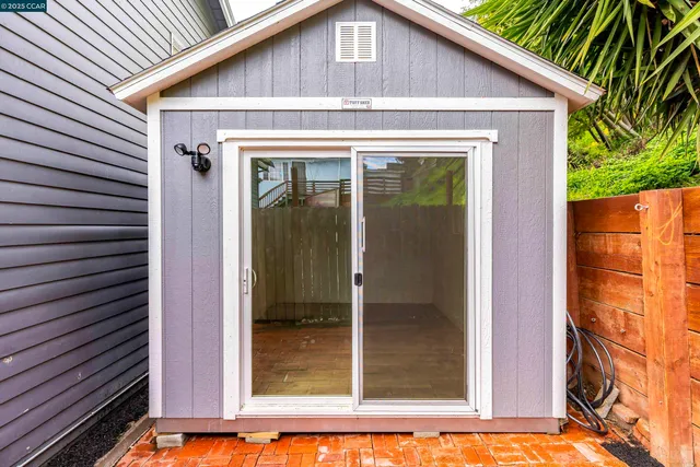 $380,000 | 832 Mariposa Avenue, Rodeo, CA 94572