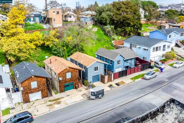 $380,000 | 832 Mariposa Avenue, Rodeo, CA 94572