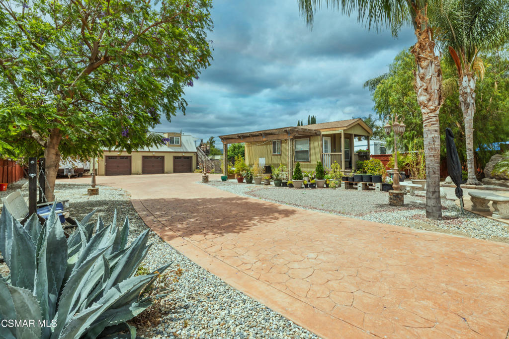 5060 Alta Street Simi Valley, CA 93063 - Photo 17 of 24