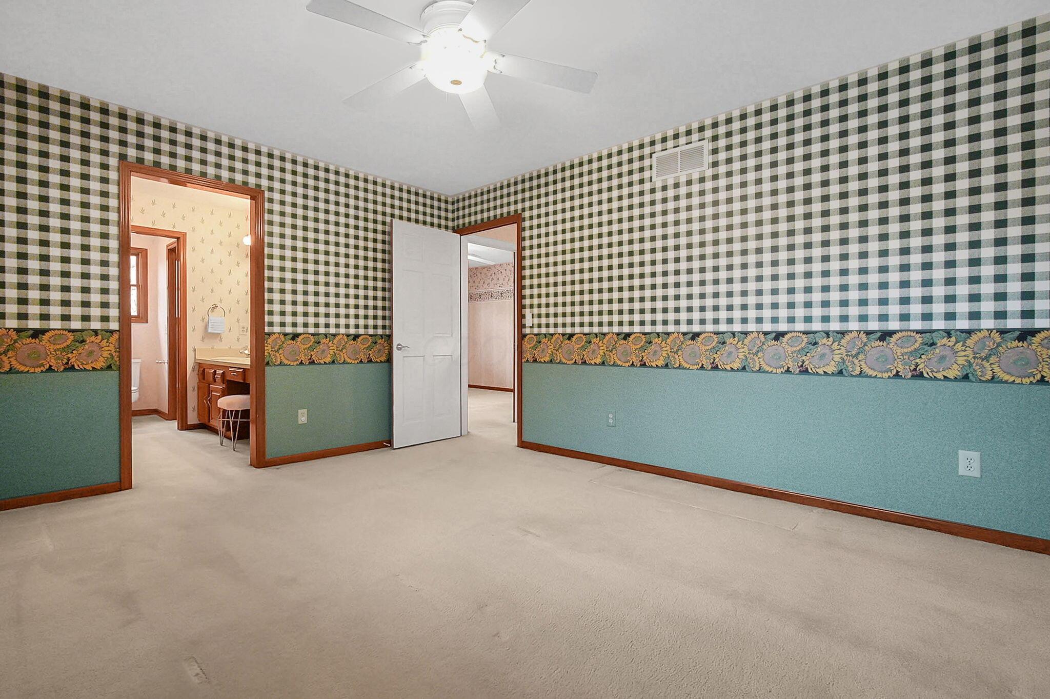 6885 Ravine Circle Columbus, OH 43085 - Photo 26 of 34 Bedroom 2