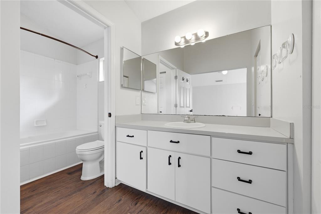 4437 Northwest 35th Street Gainesville, FL 32605 - Photo 17 of 26