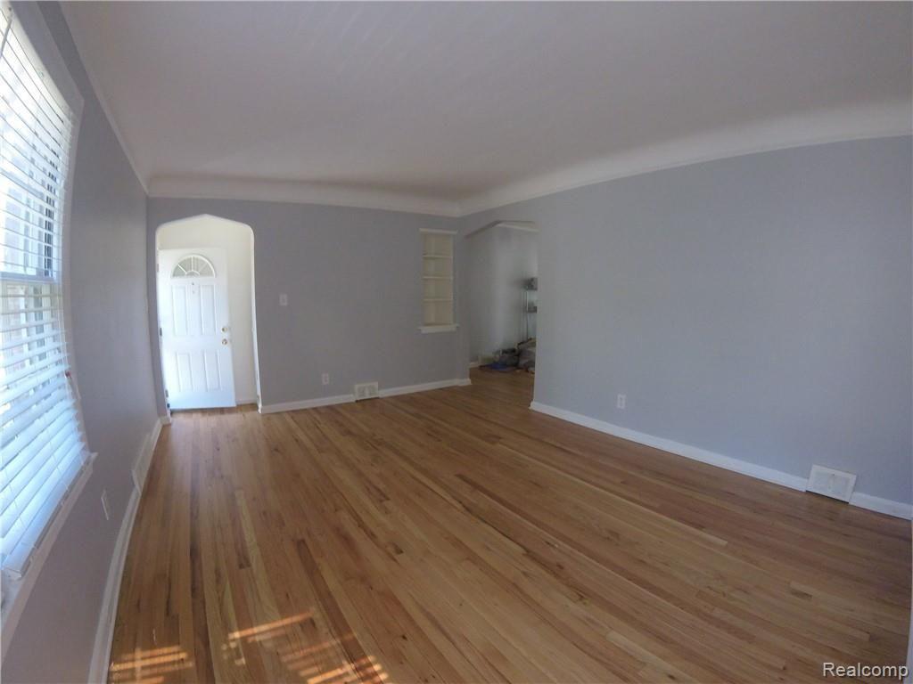 18420 Sunderland Road Detroit, MI 48219 - Photo 19 of 46 Gallery Image 19