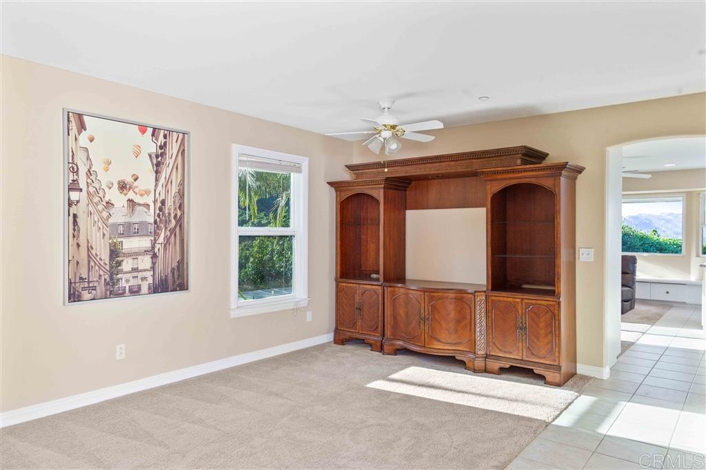 262 Patton Oaks Fallbrook, CA 92028 - Photo 12 of 25 Gallery Image 12