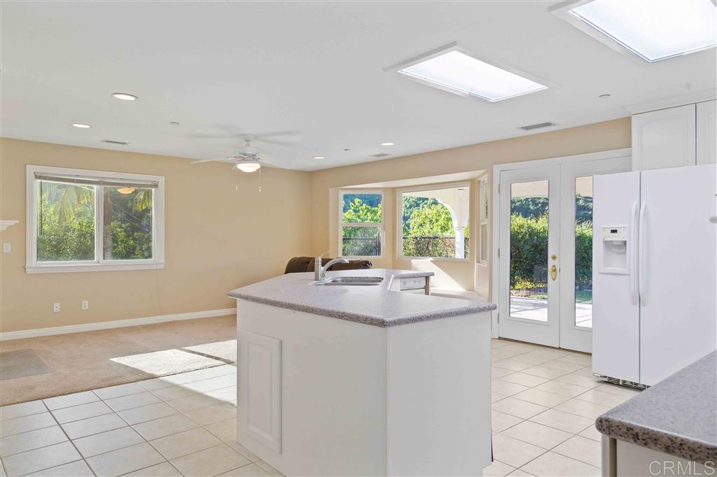 262 Patton Oaks Fallbrook, CA 92028 - Photo 9 of 25 Gallery Image 9