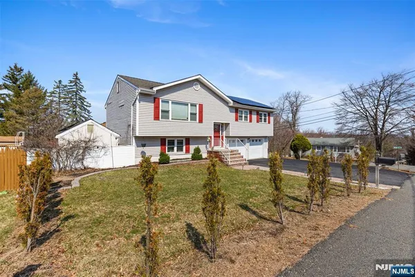 $549,000 | 1 North Way, Hopatcong, NJ 07843