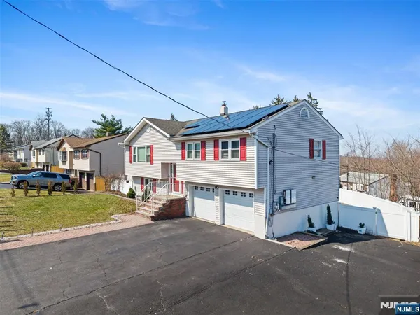 $549,000 | 1 North Way, Hopatcong, NJ 07843