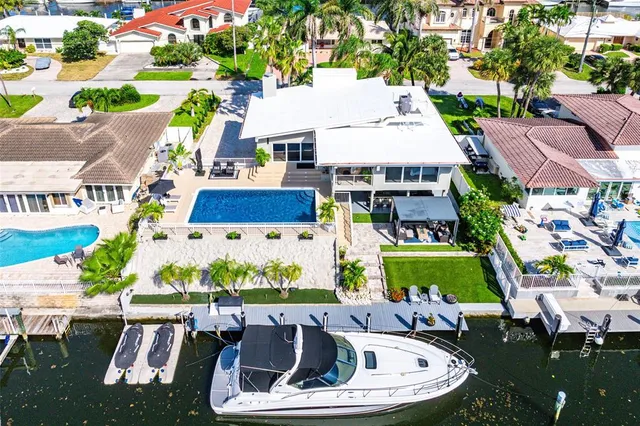 $2,475,000 | 1540 Southeast 9th Street, Deerfield Beach, FL 33441