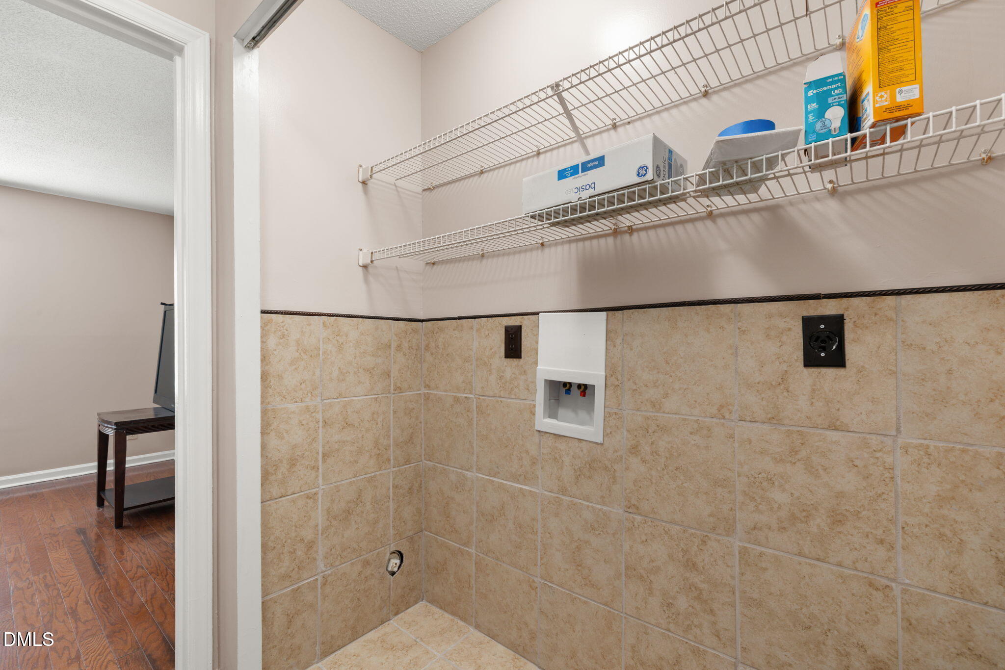 505 Stratton Way Durham, NC 27704 - Photo 21 of 34 a close view of a bathroom