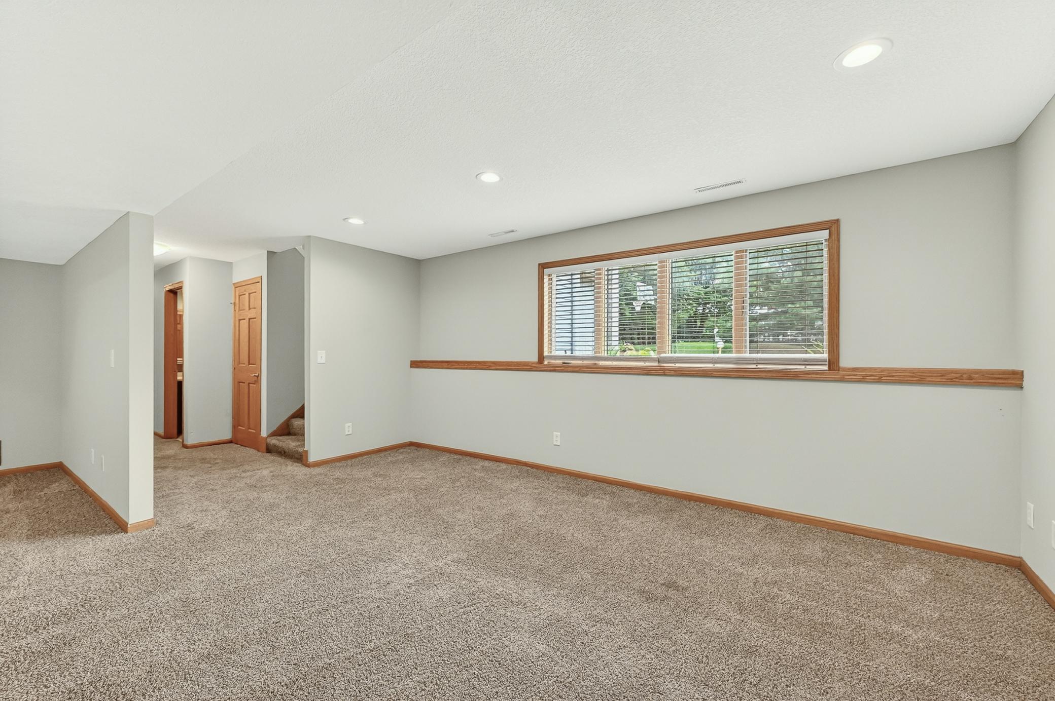 2605 Elmcroft Drive Southwest Rochester, MN 55902 - Photo 17 of 41