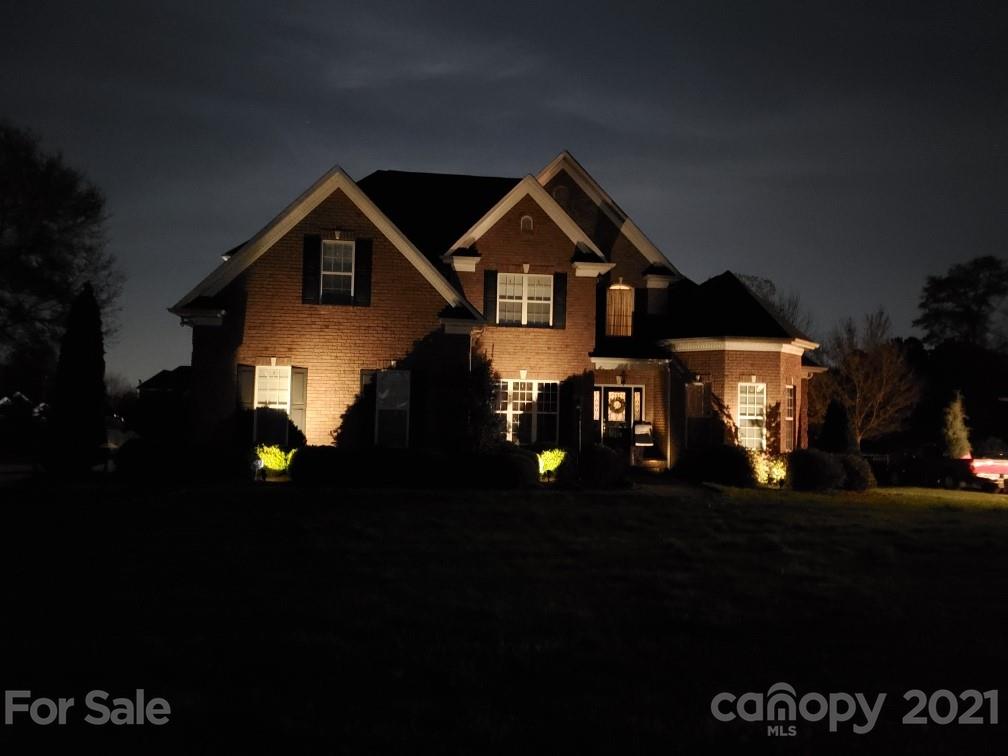 3005 J R Court Stanley, NC 28164 - Photo 3 of 33 Gallery Image 3