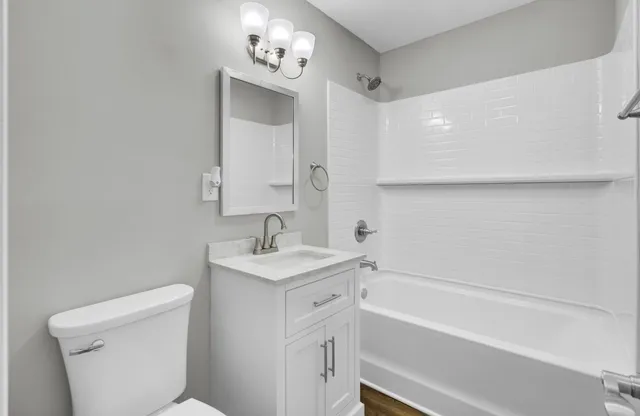 $389,900 | 5821 Robinhood Drive, Hanahan, SC 29410