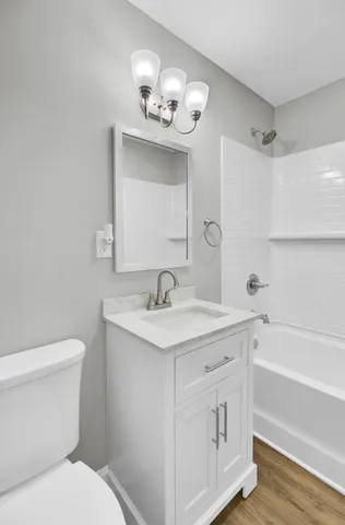 $389,900 | 5821 Robinhood Drive, Hanahan, SC 29410