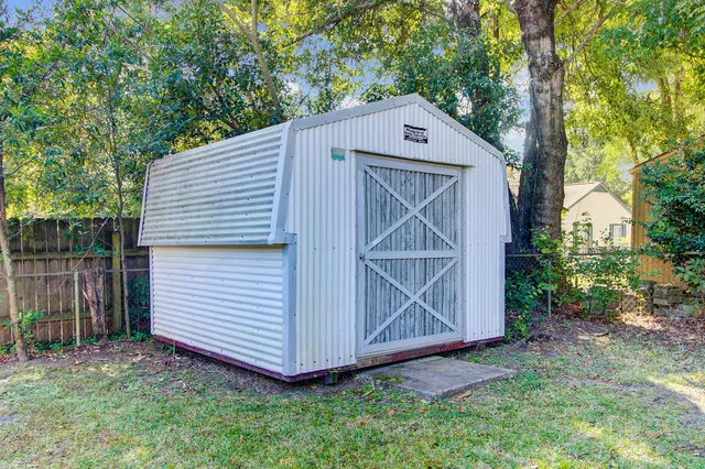 $389,900 | 5821 Robinhood Drive, Hanahan, SC 29410