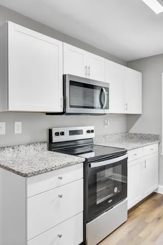 $389,900 | 5821 Robinhood Drive, Hanahan, SC 29410