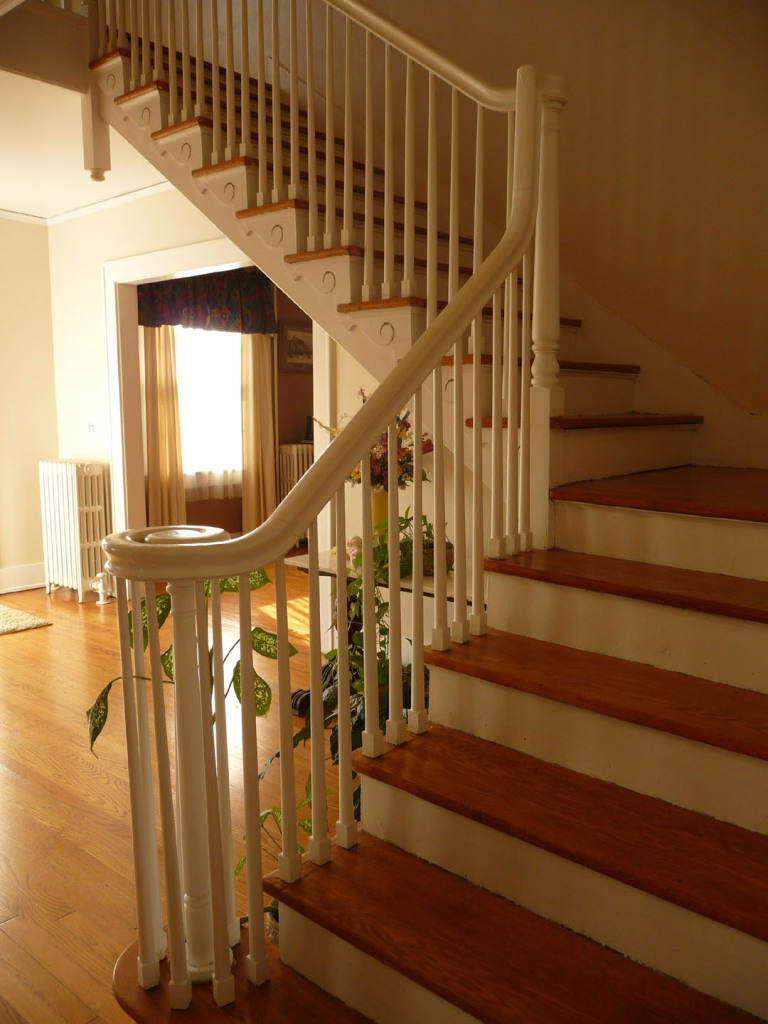 608 Water Oak Road Roanoke, VA 24019 - Photo 41 of 52 Stairway