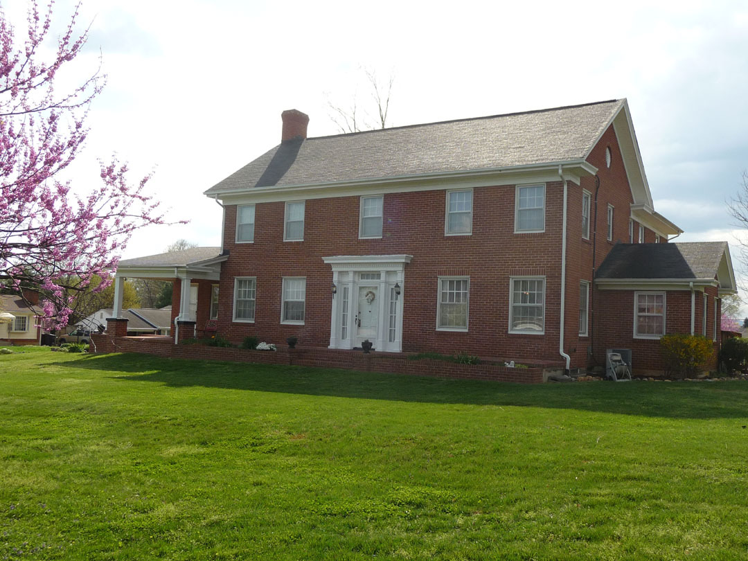 608 Water Oak Road Roanoke, VA 24019 - Photo 8 of 52 Front of Home