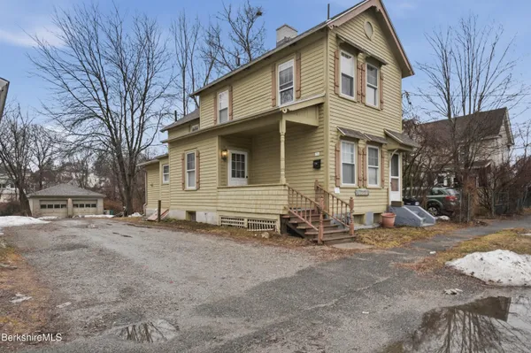 $199,900 | 153 Dewey Avenue, Pittsfield, MA 01201