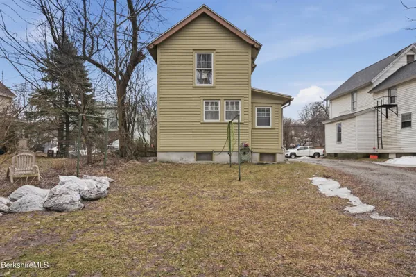 $199,900 | 153 Dewey Avenue, Pittsfield, MA 01201