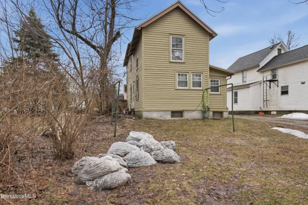 $199,900 | 153 Dewey Avenue, Pittsfield, MA 01201