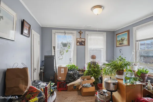 $199,900 | 153 Dewey Avenue, Pittsfield, MA 01201