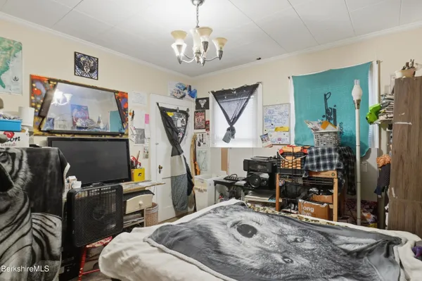 $199,900 | 153 Dewey Avenue, Pittsfield, MA 01201